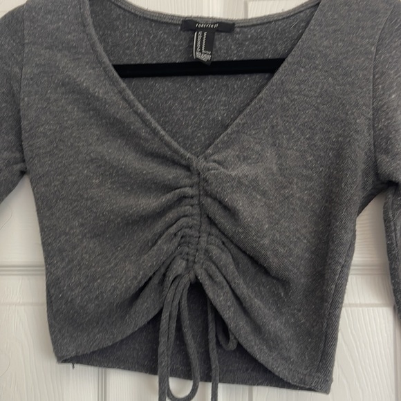 Grey drawstring cropped warm long sleeve - Picture 2 of 4